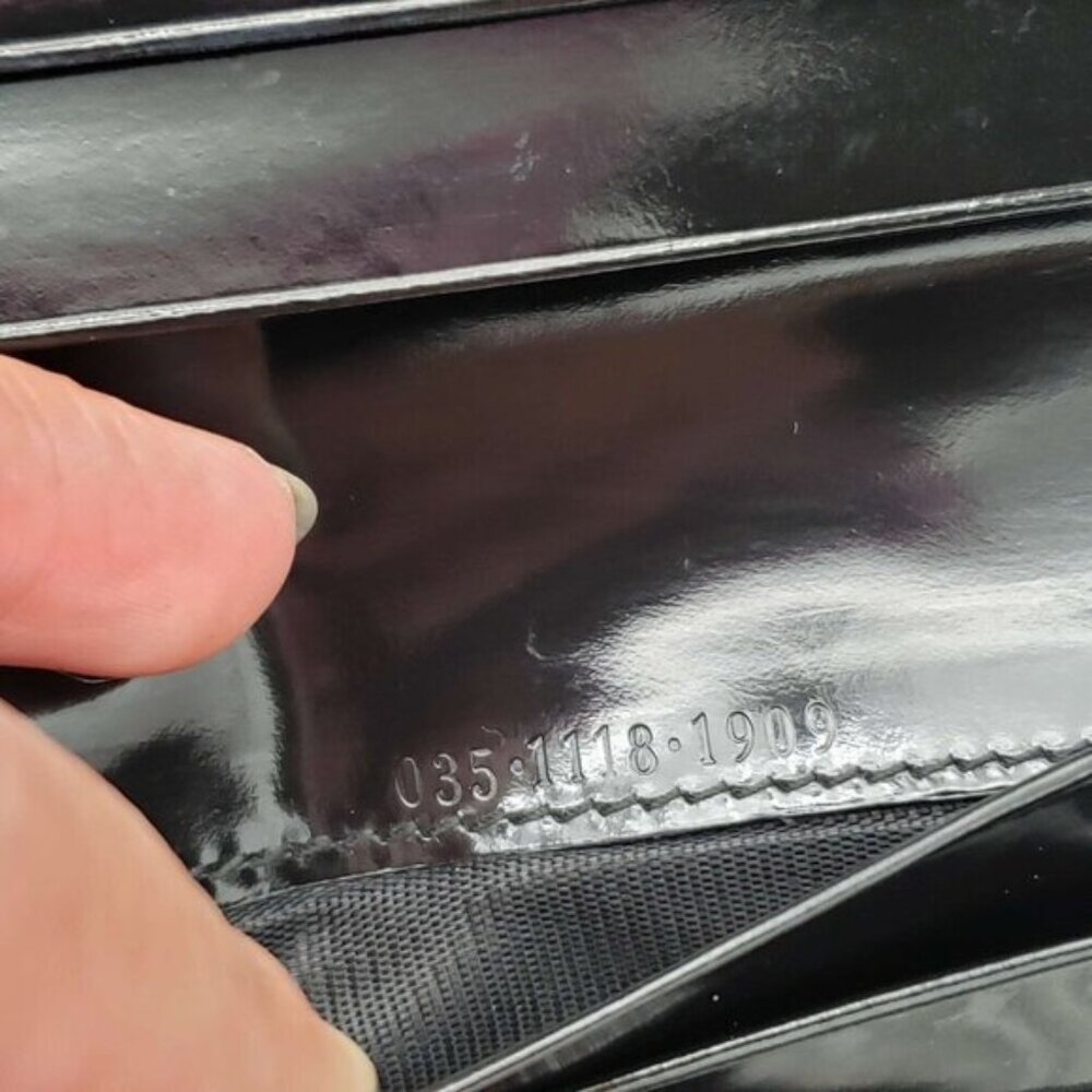 Gucci Leather Wallet 30-101724 - Picture 7 of 11